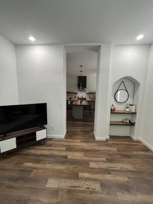 Вилла Luxury 2Br Within Walking Distance To Nightlife!! Ковингтон Экстерьер фото